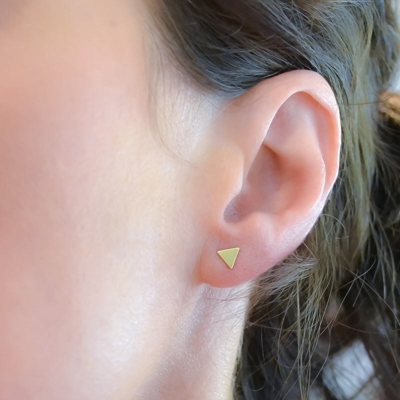2 Pairs Women's Stainless Steel Minimalist Triangle Ear Studs